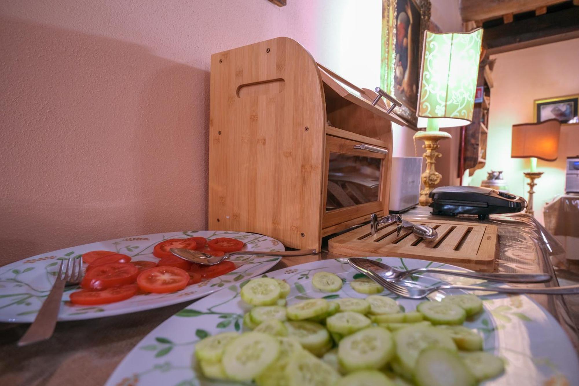Bed and Breakfast Antica Dimora Leones Palaia Exterior foto