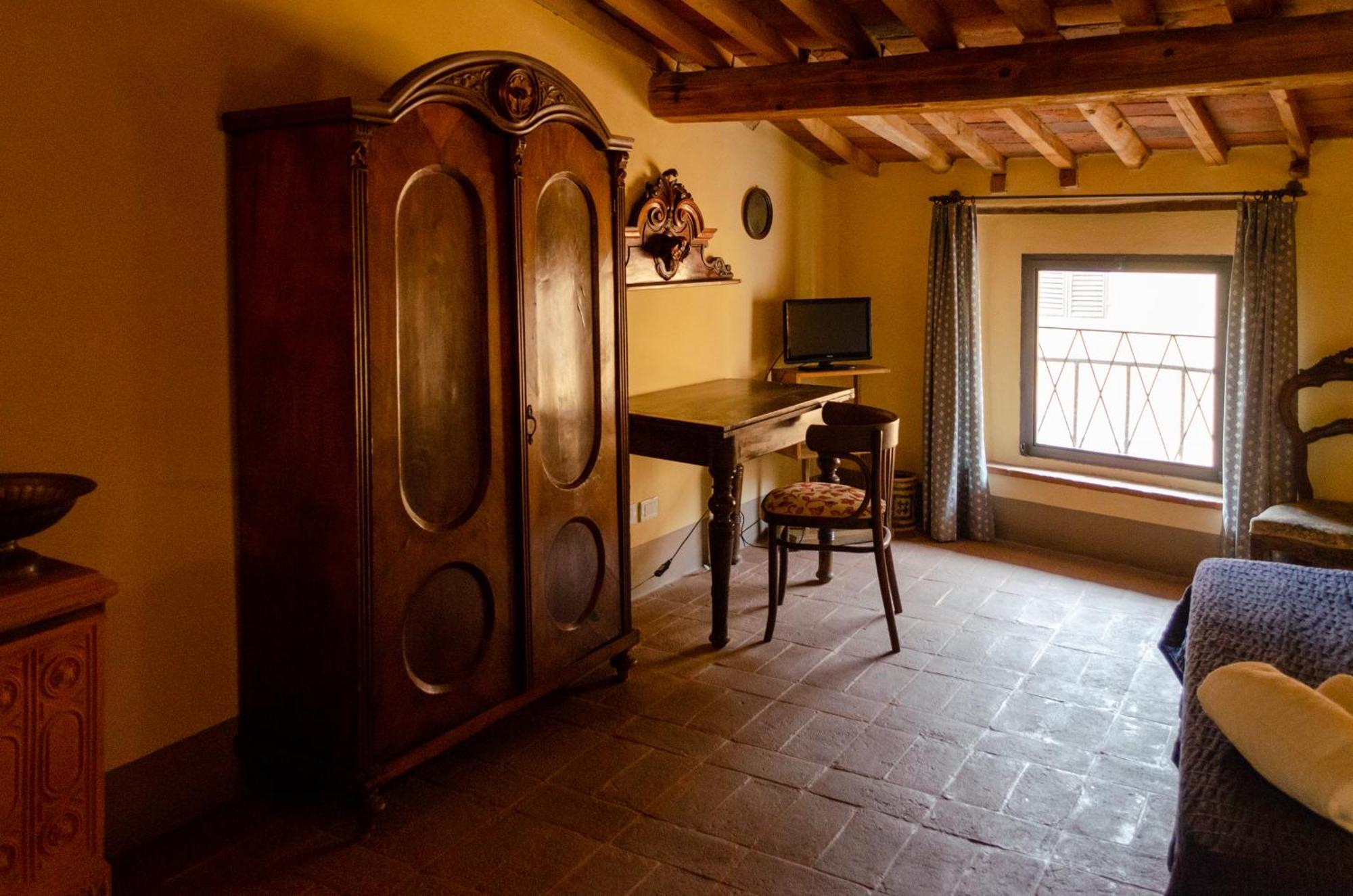Bed and Breakfast Antica Dimora Leones Palaia Exterior foto
