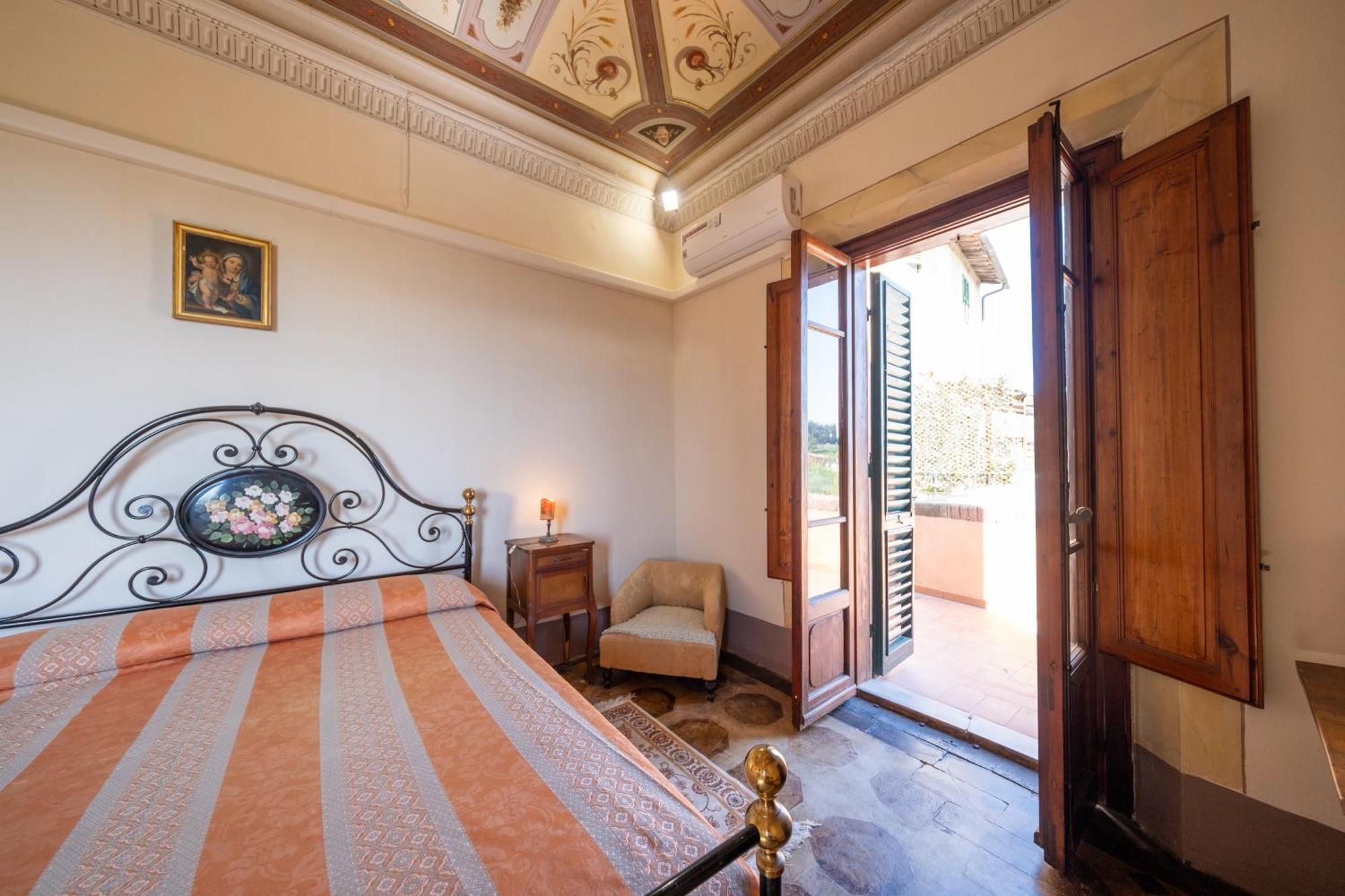 Bed and Breakfast Antica Dimora Leones Palaia Exterior foto